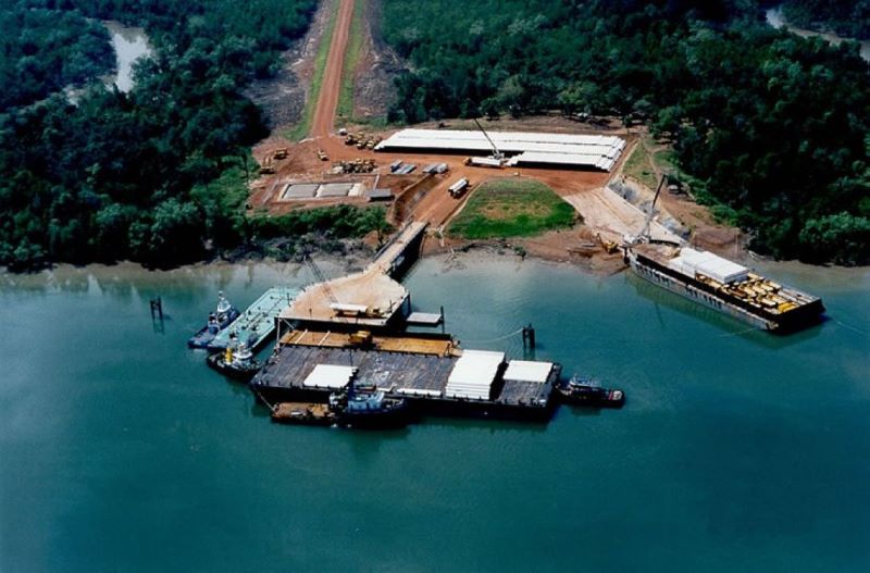 Pre assembled Floating bridges with Pontoons Connected Together At Piers South East Asia